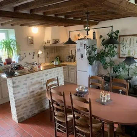 Maison A Louer * Noron-la-Poterie